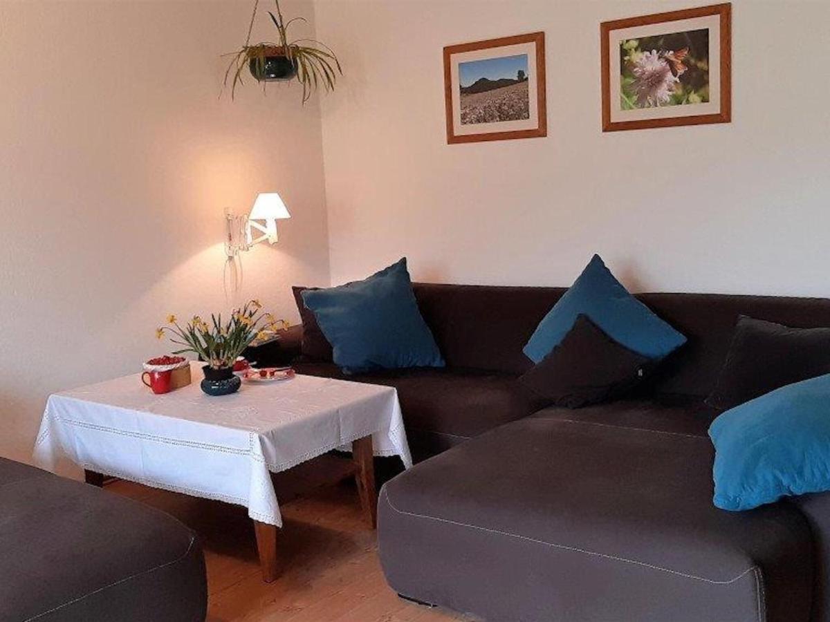 Quiet Holiday Home With Terrace Korbach Εξωτερικό φωτογραφία
